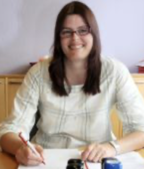 Karina_Schmidt_advokat.png
